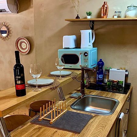 Boutique Apartment In Heart Of حيفا المظهر الخارجي الصورة
